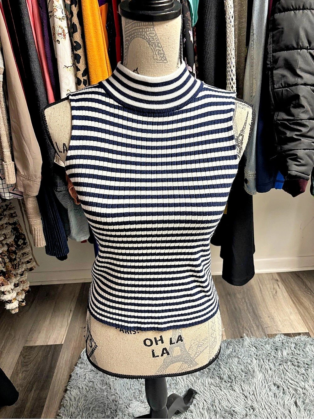 Y2K Striped Mock Neck Tank Top - Picture 4 of 14